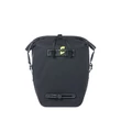 Kép 4/4 - Basil egyoldalas táska Navigator Waterproof M, Hook ON, 12-15 l, fekete