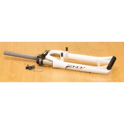 Villa telo 28" suntour ncx-e-rl pm+v fék fehér